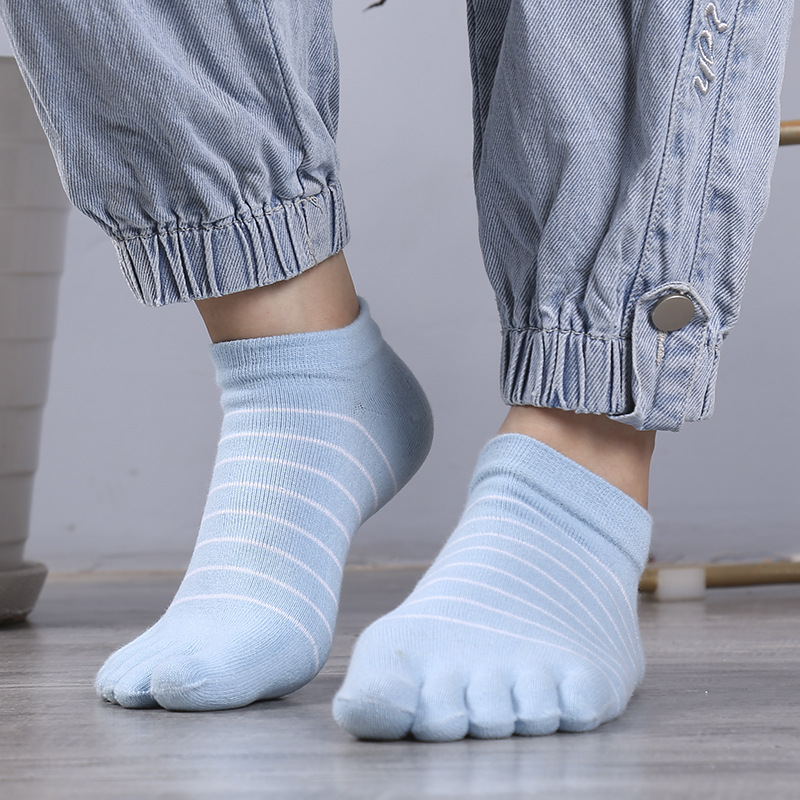 1/5 Paar gestreifte Fünf-Zehen – Ankle Sock Low Cut Bewertung und Preis